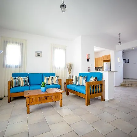Villa Azzurro - 1 Bedroom Peyia